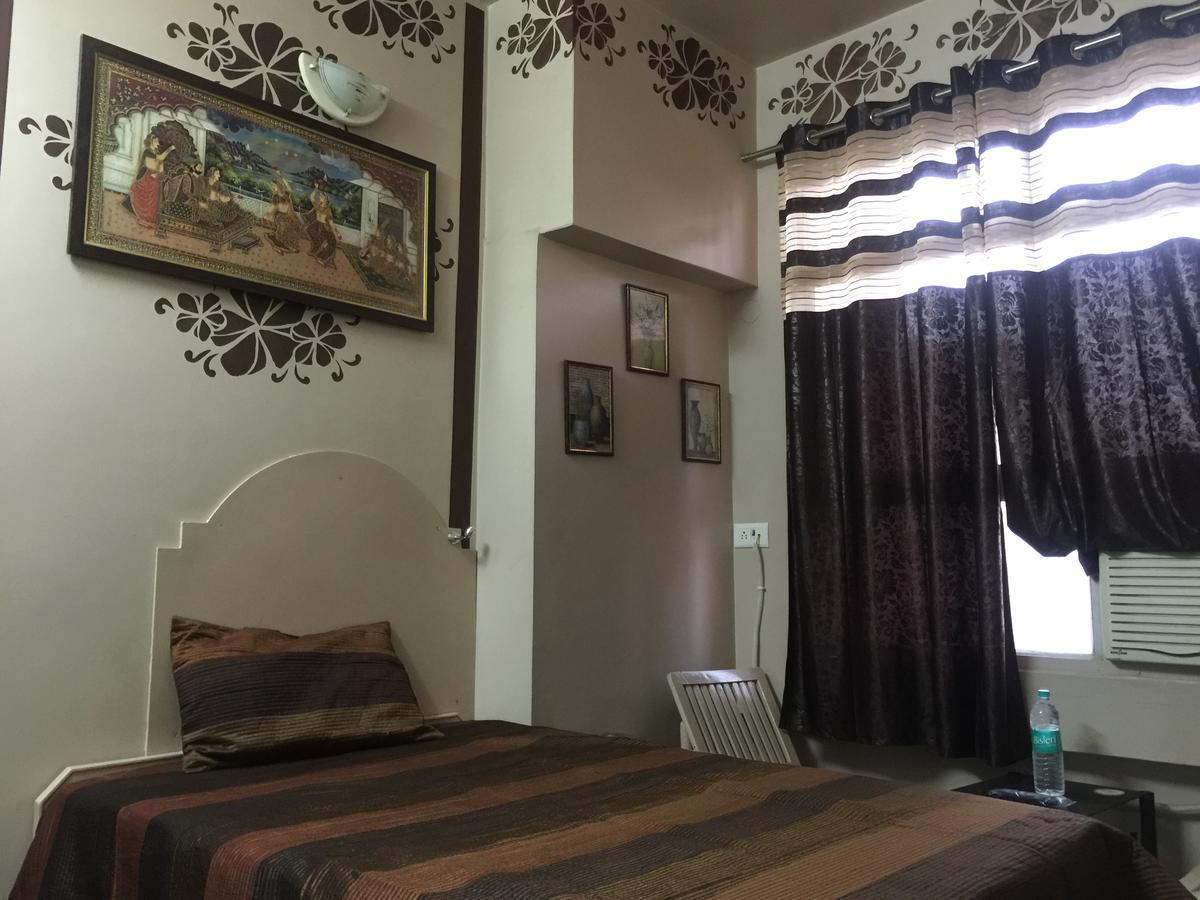 Harsh Hotel Suratgarh Exterior foto